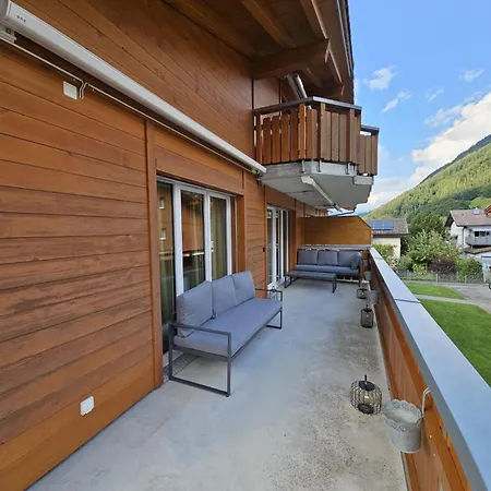 Habibi - Aare Jungfrau Ag * Wilderswil