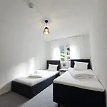 Apartment Habibi - Aare Jungfrau Ag *